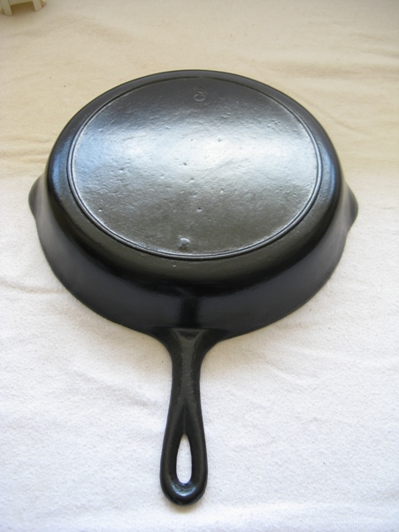 Another Oven 10 Bottom Skillet View